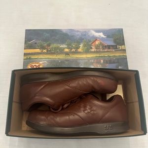 SAS Freetime Women's Tripad Comfort Walking Shoe Teak size 9